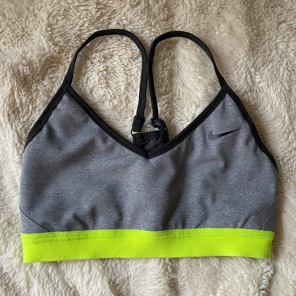 Nike Tops - Nike sports bra